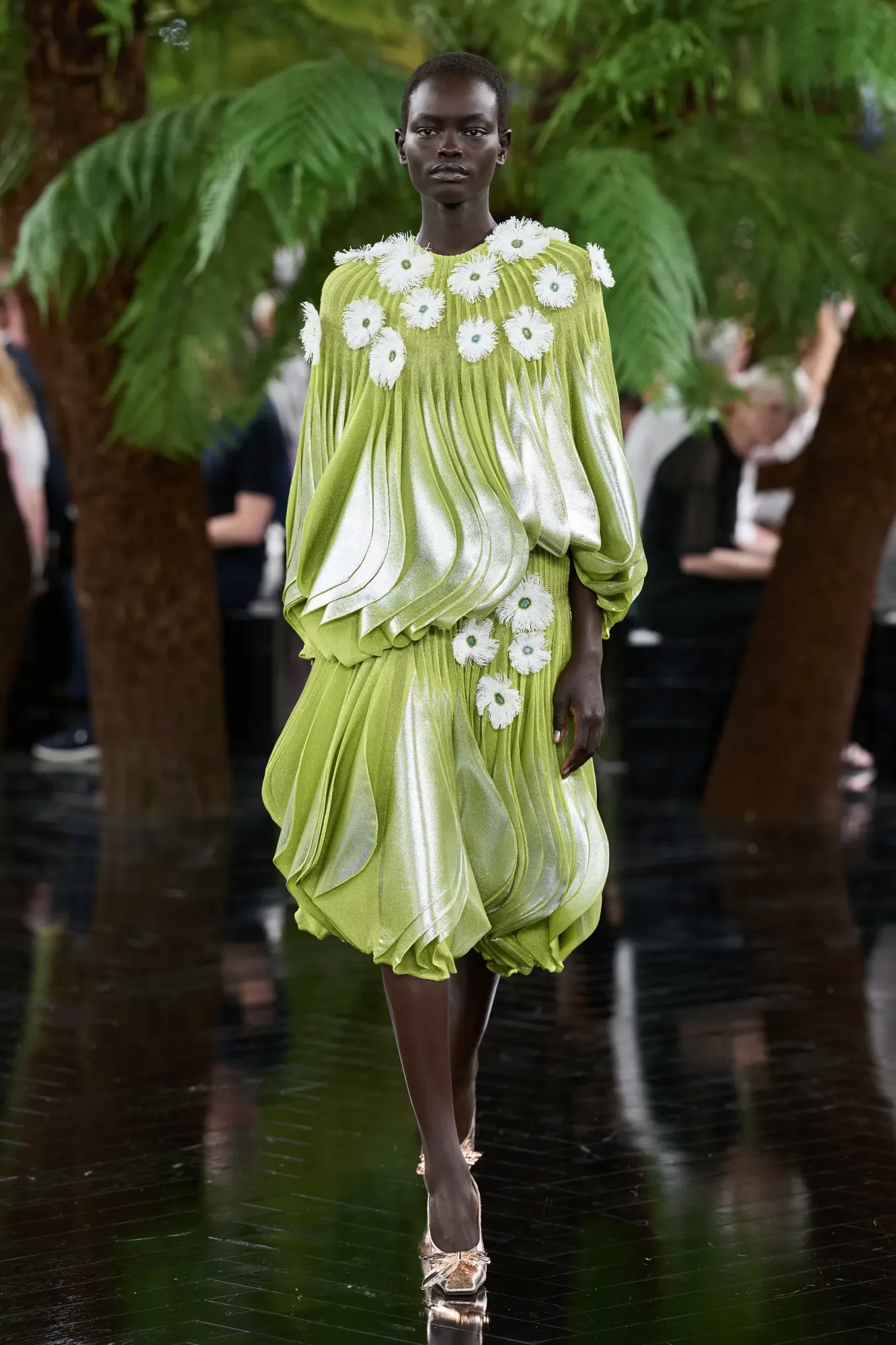 Look 05